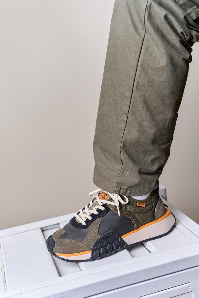 Men Palladium Troop Runner Sneakers Olive / Black | EWPN-78906