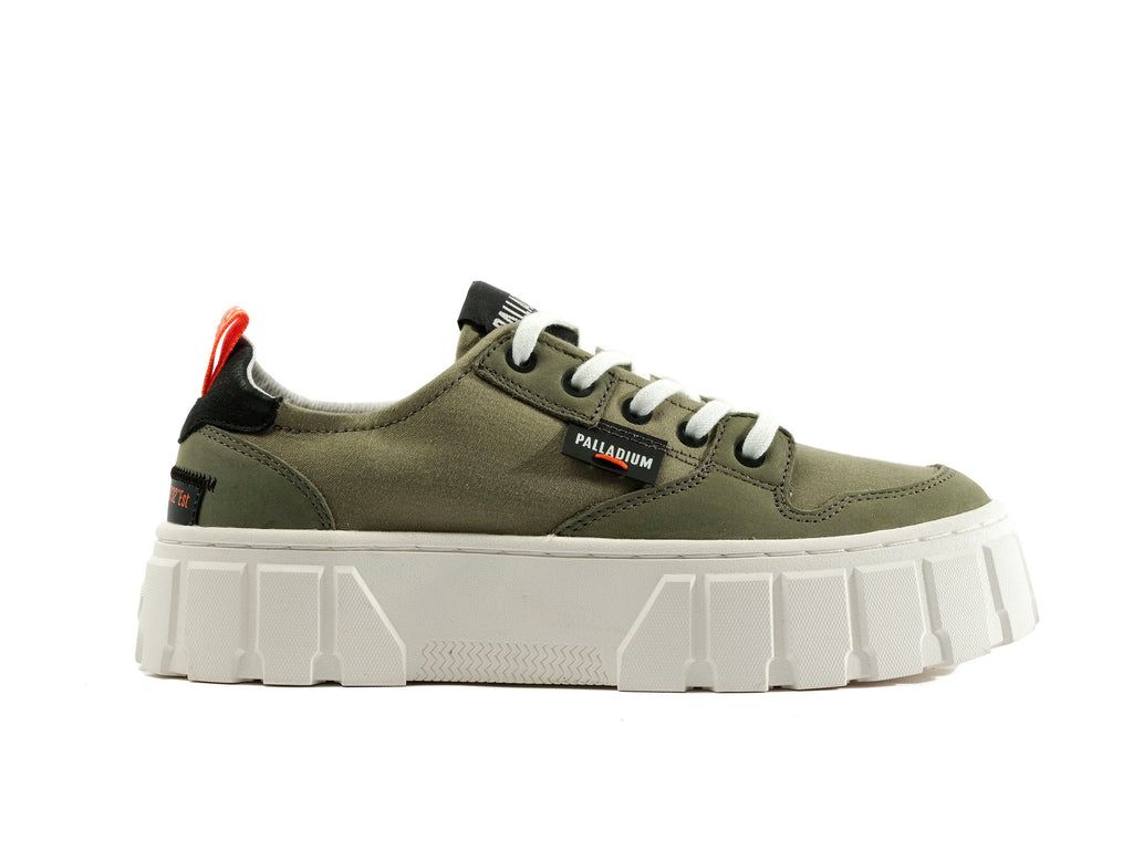 Women Palladium Pallatower Lo Sneakers Vetiver | SZEO-47305