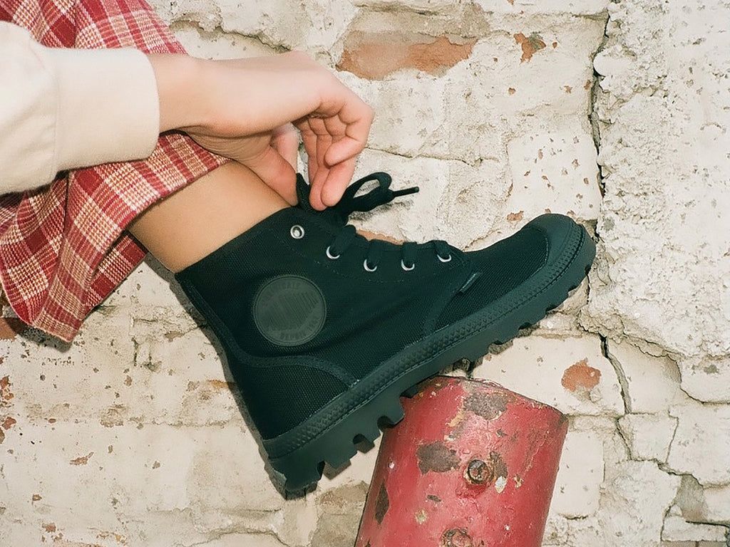 Women Palladium Pampa Hi Boots Black / Black | TQOW-82143