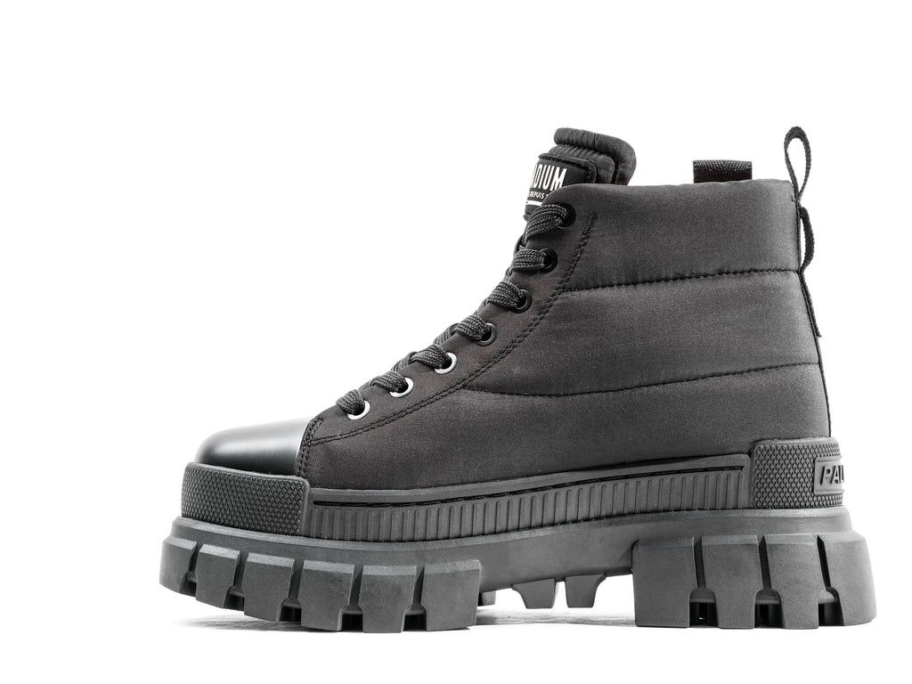Women Palladium Revolt Boot Overcush Boots Black / Black | QHIM-02758